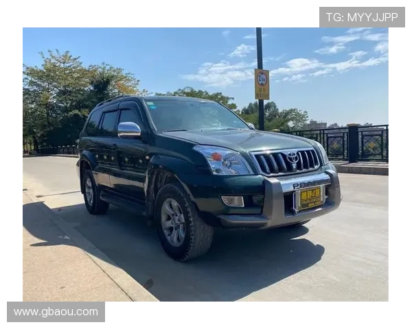 2003年的丰田老霸道，33万公里“车况残旧”，翻新复活变新车